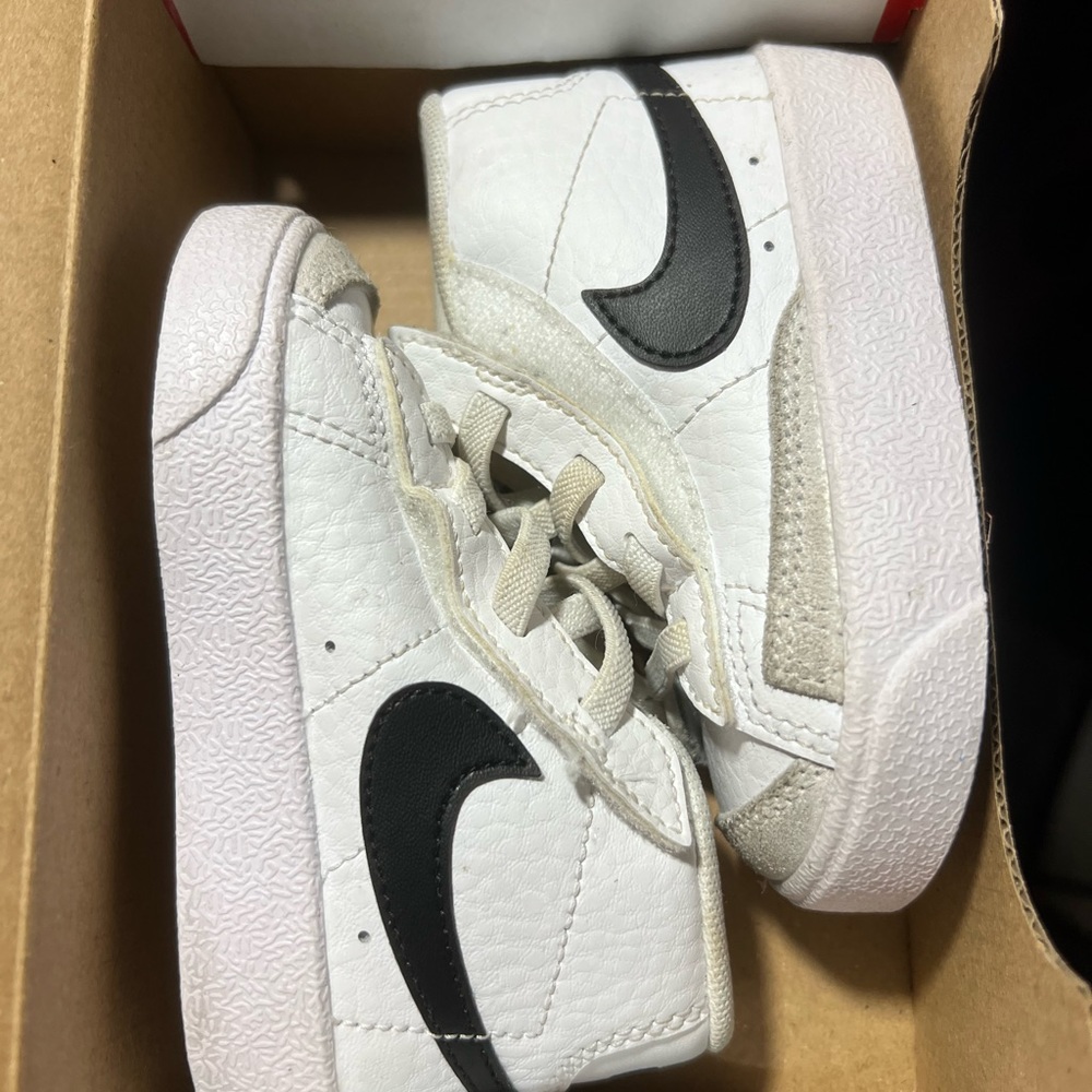 Nike blazer mid 77